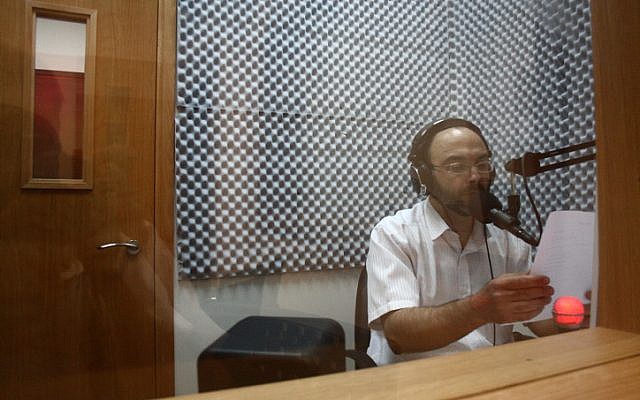 The broadcasting studio of the ultra-Orthodox radio station Kol Barama, July 1, 2009. (Yaakov Naumi/Flash90)