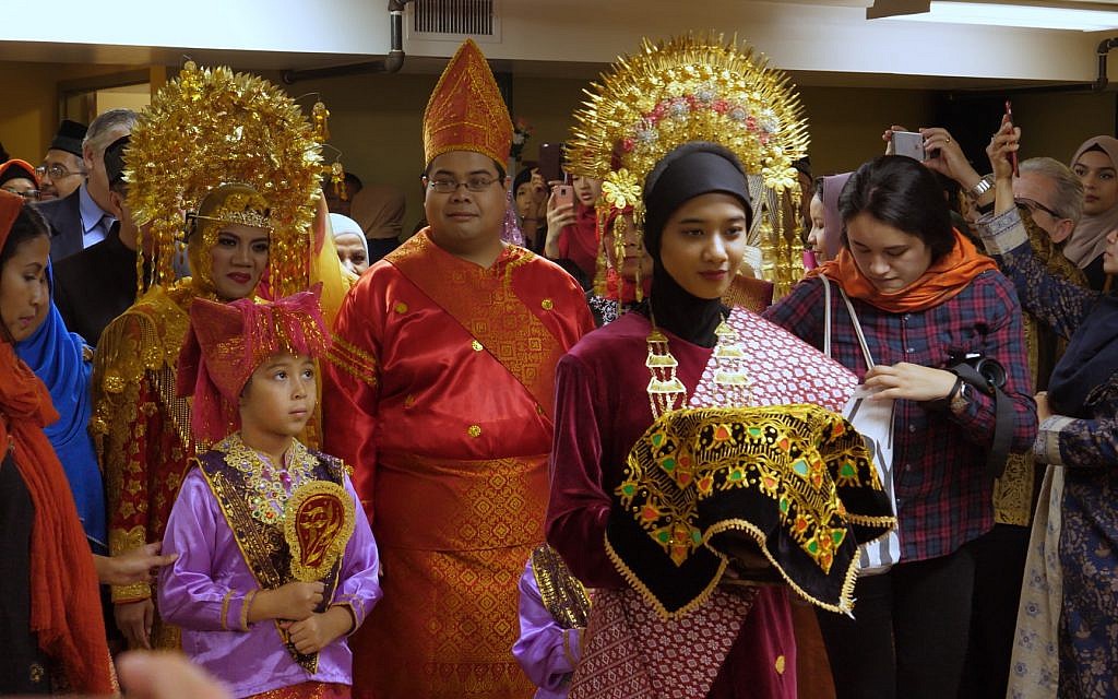 Indonesian wedding in New York. (Adam Zucker)