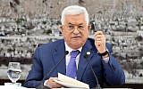 Palestinian Authority President Mahmoud Abbas speaks to Palestinian leaders at the Muqata, the PA headquarters, in the West Bank city of Ramallah, on July 25, 2019. (Wafa news agency)