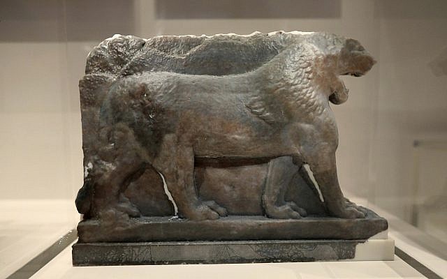 A 3D printed recreation of the ancient Lion of Mosul, which was destroyed by the Islamic State group at the Mosul Museum in Iraq, is displayed as part of the 'What Remains' exhibition at the Imperial War Museum in London, July 3, 2019. (Natasha Livingstone/AP) A 3D printed recreation of the ancient Lion of Mosul, which was destroyed by the Islamic State group at the Mosul Museum in Iraq, is displayed as part of the 'What Remains' exhibition at the Imperial War Museum in London, July 3, 2019. (Natasha Livingstone/AP)