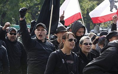 Neo-Nazis protest in Berlin, October 10, 2009. (AP Photo)