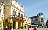 The main square in Nyíregyháza, Hungary. (Public domain, Wikipedia, David Sallay)