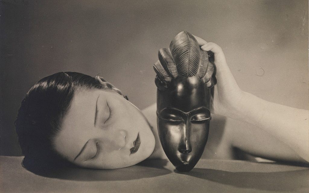 Man Ray, Noire et blanche (Black and white), 1926 © Man Ray 2015 Trust / ADAGP, Paris 2019