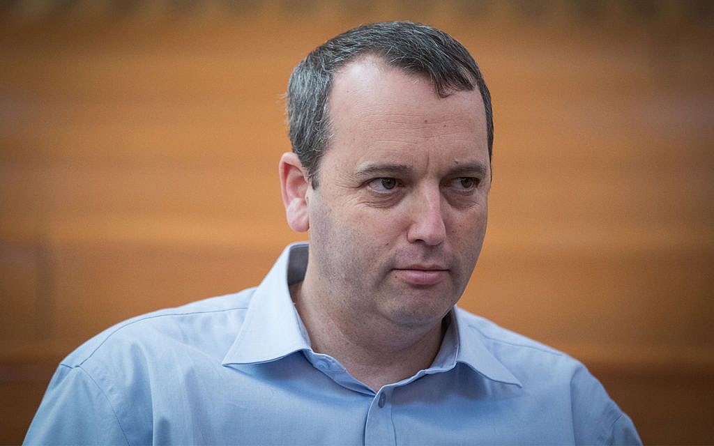 Rabbi Gilad Kariv at the Supreme Court in Jerusalem, September 11, 2017. (Yonatan Sindel/Flash90)
