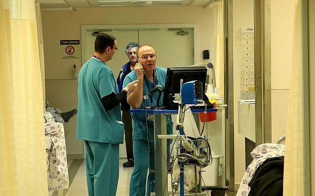 Illustrative: Medical staff at Rambam Hospital, January 30 2011. (Moshe Shai/Flash90) Illustrative: Medical staff at Rambam Hospital, January 30 2011. (Moshe Shai/Flash90)