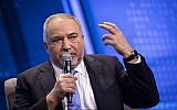 Yisrael Beytenu party leader Avigdor Liberman speaks at Channel 12 news conference in Tel Aviv on September 5, 2019. (Hadas Parush/Flash90)