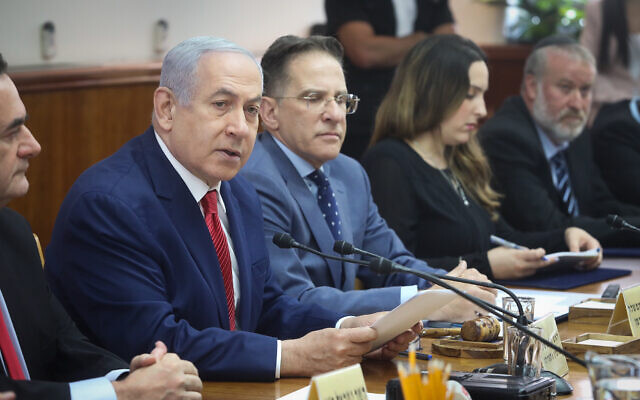 Prime Minister Benjamin Netanyahu (2L) leads the weekly cabinet meeting at the Prime Minister's Office in Jerusalem, September 8, 2019. (Marc Israel Sellem/Pool) Prime Minister Benjamin Netanyahu (2L) leads the weekly cabinet meeting at the Prime Minister's Office in Jerusalem, September 8, 2019. (Marc Israel Sellem/Pool)