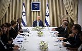 Members of the Blue and White party meet with President Reuven Rivlin at the President's Residence in Jerusalem on September 22, 2019 (Yonatan Sindel/Flash90)
