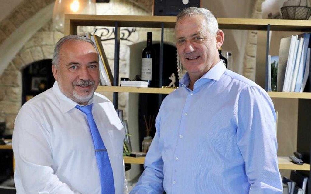 Blue and White party leader Benny Gantz (right) meets with Yisrael Beytenu party head Avigdor Liberman on September 23, 2019. (Elad Malka)