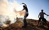 Palestinian protesters clash with Israeli troops along the Gaza border near Gaza City, September 6, 2019. (Hassan Jedi/Flash90)