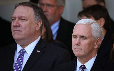 US Secretary of State Mike Pompeo (R) and US Vice President Mike Pence (L) at a luncheon at the State Department in Washington, September 20, 2019. (Brendan Smialowski/AFP)