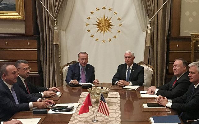 Turkish President Recep Tayyip Erdogan (C-L) and US Vice President Mike Pence (C-R), joined by Secretary of State Mike Pompeo (4R), Turkish Vice President Fuat Oktay (4L), Turkish Foreign Minister Mevlut Cavusoglu (3L) and senior aides, meet at the presidential complex in Ankara, Turkey, on October 17, 2019. (Shaun TANDON / POOL / AFP) Turkish President Recep Tayyip Erdogan (C-L) and US Vice President Mike Pence (C-R), joined by Secretary of State Mike Pompeo (4R), Turkish Vice President Fuat Oktay (4L), Turkish Foreign Minister Mevlut Cavusoglu (3L) and senior aides, meet at the presidential complex in Ankara, Turkey, on October 17, 2019. (Shaun TANDON / POOL / AFP)