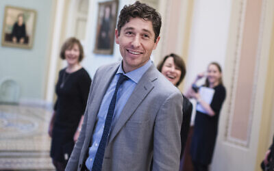 Minneapolis Mayor Jacob Frey takes  a tour of Capitol with Sens. Amy Klobuchar, D-Minn., right, and Tina Smith, D-Minn., on Thursday, January 24, 2019. (Photo By Tom Williams/CQ Roll Call via JTA)