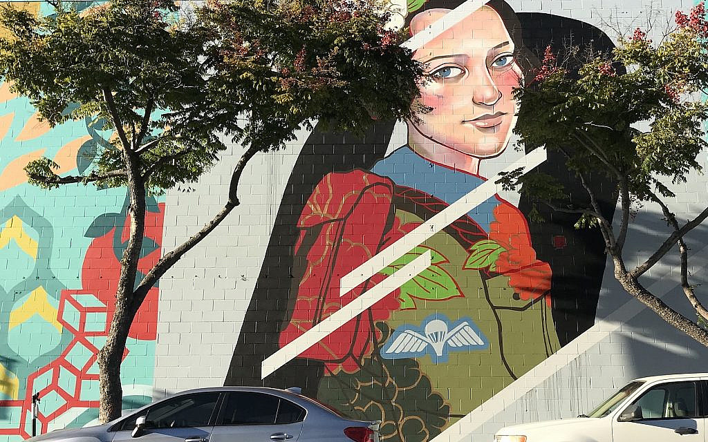 Julie Robertson painted a mural of Hannah Senesh in downtown San Diego. (Courtesy of Robertson)