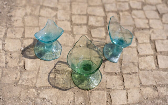 Ancient wine glasses provide evidence for widespread glass manufacture at Usha. (Yaniv Berman, Israel Antiquities Authority) Ancient wine glasses provide evidence for widespread glass manufacture at Usha. (Yaniv Berman, Israel Antiquities Authority)