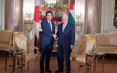 PA President Mahmoud Abbas and Japanese Prime Minister Shinzo Abe meeting on October 21, 2019 in Tokyo. (Credit: Wafa)