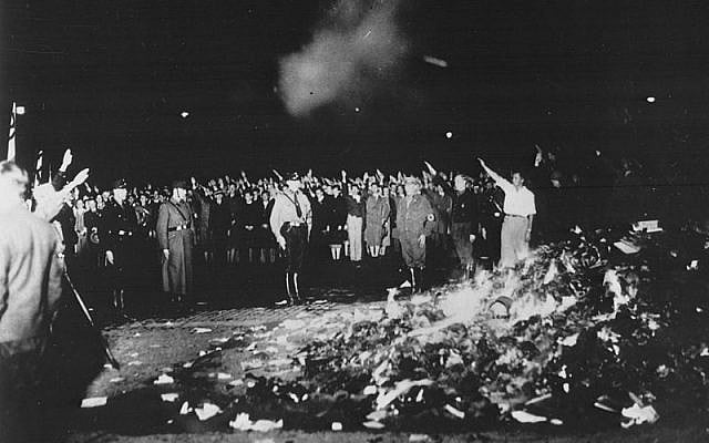 Bebelplatz, Berlin book burnings, 1933 (Bundesarchiv / Georg Pahl)