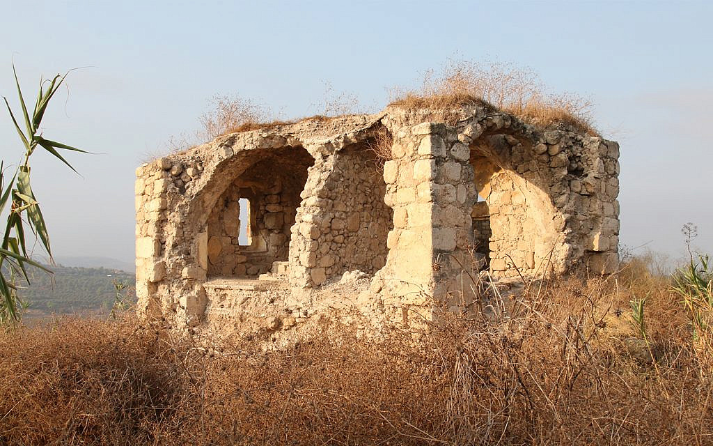 The Latrun castle was built in the 1130s by a Spanish count and entrusted to the Knights Templar. (Shmuel Bar-Am)