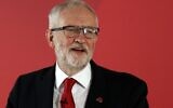 Britain's main opposition Labour Party leader Jeremy Corbyn delivers a speech on leadership and what a Labour government will achieve, during an election campaign event in Telford, central England on November 6, 2019. (Adrian DENNIS / AFP)
