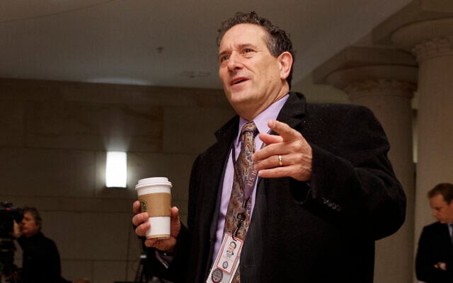 Andy Levin, Democrat of Michigan, arrives for member-elect briefings on Capitol Hill in Washington, November 15, 2018. (AP Photo/Carolyn Kaster) Andy Levin, Democrat of Michigan, arrives for member-elect briefings on Capitol Hill in Washington, November 15, 2018. (AP Photo/Carolyn Kaster)