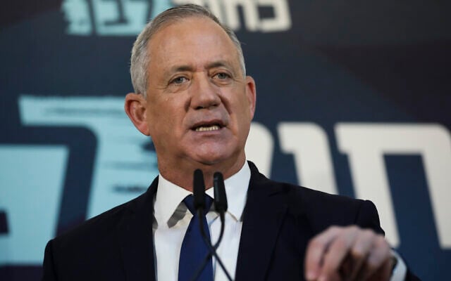 Blue and White party leader Benny Gantz gives a statement for media in Tel Aviv, Israel, Saturday, November 23, 2019. (AP Photo/Oded Balilty) Blue and White party leader Benny Gantz gives a statement for media in Tel Aviv, Israel, Saturday, November 23, 2019. (AP Photo/Oded Balilty)