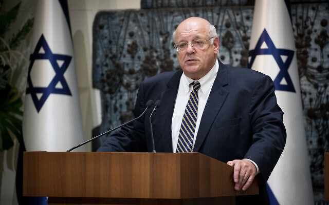 Supreme Court Justice Hanan Melcer, the chairman of the Central Elections Committee, presents the official results of the elections for the 22nd Knesset to President Reuven Rivlin (unseen), at the President's Residence in Jerusalem, September 25, 2019. (Yonatan Sindel/Flash90) Supreme Court Justice Hanan Melcer, the chairman of the Central Elections Committee, presents the official results of the elections for the 22nd Knesset to President Reuven Rivlin (unseen), at the President's Residence in Jerusalem, September 25, 2019. (Yonatan Sindel/Flash90)