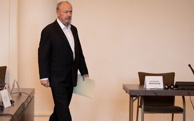US Holocaust survivor Peter Loth of Florida enters a Hamburg, Germany, courtroom for the trial of Bruno Dey, a guard at the Stutthof Nazi concentration camp, November 12, 2019. (Christian Charisius/Pool/AFP)