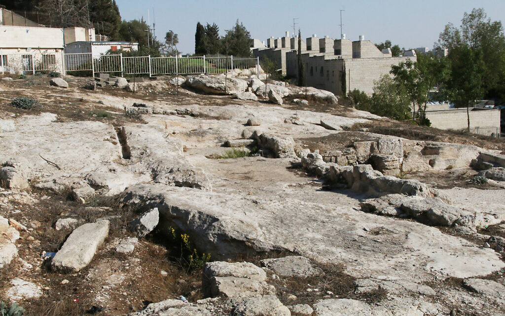 An archaeological site near Gan Hayeda in Pisgat Zeev, Jerusalem. (Shmuel Bar-Am)