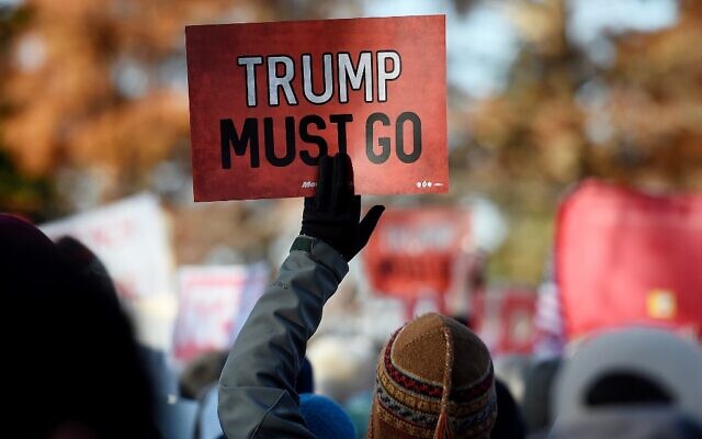 People rally in support of the impeachment of US President Donald Trump in front of the US Capitol, as the House readies for a historic vote on December 18, 2019 in Washington, DC. (Olivier Douliery / AFP) People rally in support of the impeachment of US President Donald Trump in front of the US Capitol, as the House readies for a historic vote on December 18, 2019 in Washington, DC. (Olivier Douliery / AFP)