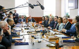 Prime Minister Benjamin Netanyahu leads the weekly cabinet meeting, at his office in Jerusalem, December 1, 2019. (Marc Israel Sellem/Pool/Flash90)