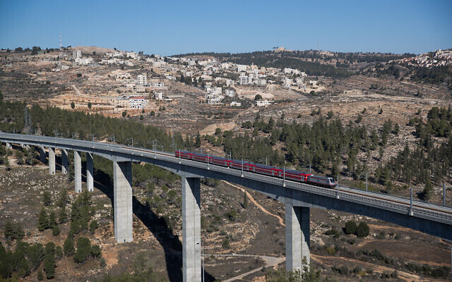 The Tel Aviv-Jerusalem train seen seen outside of Jerusalem, December 22, 2019. (Yonatan Sindel/Flash90) The Tel Aviv-Jerusalem train seen seen outside of Jerusalem, December 22, 2019. (Yonatan Sindel/Flash90)