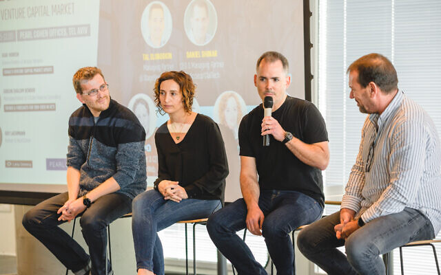 Right to left: Qumra Capital growth fund managing partner Erez Shachar, Fiverr's Micha Kaufman; Eynat Guez, CEO of Papaya Global and Yuval Kaminka, co-founder and CEO of JoyTunes, Tel Aviv December 30, 2019 (Yarin Teranos) Right to left: Qumra Capital growth fund managing partner Erez Shachar, Fiverr's Micha Kaufman; Eynat Guez, CEO of Papaya Global and Yuval Kaminka, co-founder and CEO of JoyTunes, Tel Aviv December 30, 2019 (Yarin Teranos)