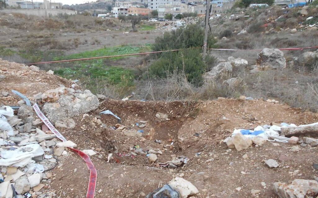 The scene of Adel Khativ's murder (via Zman Yisrael)