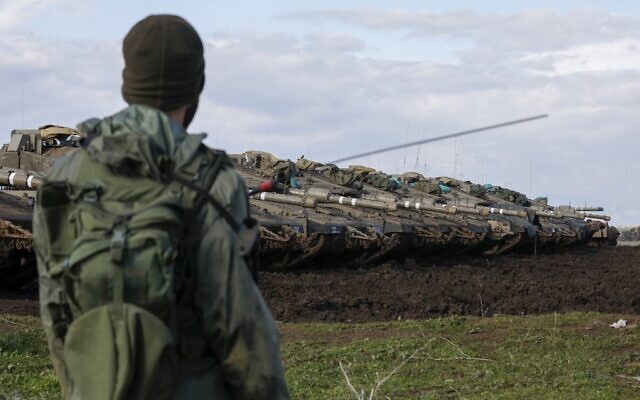 Israeli troops in the Golan Heights on the border with Syria, January 3, 2020. (Jalaa Marey/ AFP)