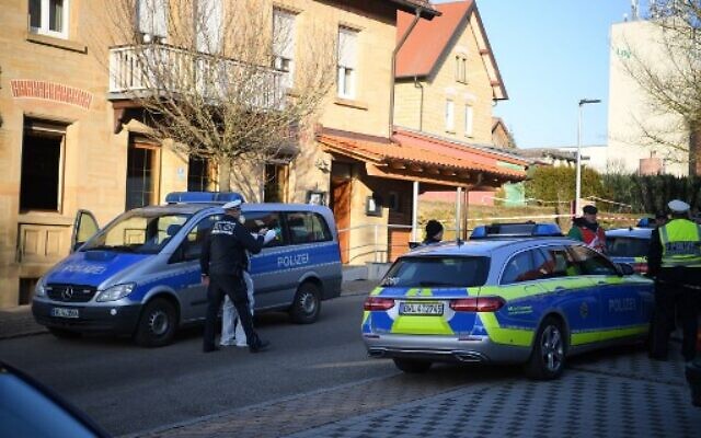 Police cars are seen at the site where a shooter, believed to have a personal motive, launched an assault on January 24, 2020 in the town of Rot am See in southwestern Germany. - (Photo by Sebastian Gollnow / DPA / AFP) Police cars are seen at the site where a shooter, believed to have a personal motive, launched an assault on January 24, 2020 in the town of Rot am See in southwestern Germany. - (Photo by Sebastian Gollnow / DPA / AFP)