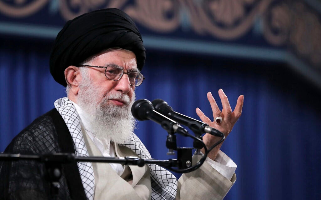 Supreme Leader Ayatollah Ali Khamenei speaks to a group of students in Tehran, Iran, May 22, 2019 (Office of the Iranian Supreme Leader via AP) Supreme Leader Ayatollah Ali Khamenei speaks to a group of students in Tehran, Iran, May 22, 2019 (Office of the Iranian Supreme Leader via AP)