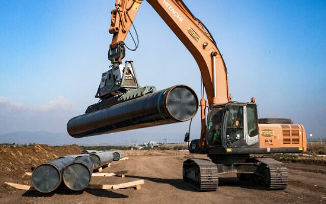 Illustrative: Work on a gas pipeline in northern Israel in 2018 (Anat Hermony/Flash90)