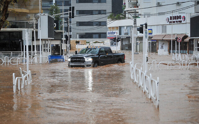 Disasters apparently don't propel people to act against climate warming. Flooding in Nahariya, northern Israel, January 8, 2020. (Meir Vaknin/Flash90) Disasters apparently don't propel people to act against climate warming. Flooding in Nahariya, northern Israel, January 8, 2020. (Meir Vaknin/Flash90)
