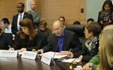 Blue and White MK Avi Nissenkorn (C) opens the Knesset Arrangements Committee, January 13, 2020. (Knesset)