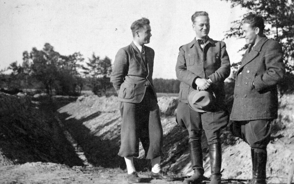 Helmut Kleinicke, center, used his position during the war to save what's estimated to be hundreds of Jews. (Juta Scheffzek/ Jewish Welfare Board of Germany)