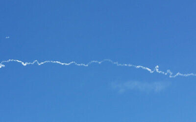 A white trail left behind by a rocket test by the Defense Ministry over central Israel on January 31, 2020. (Screen capture)