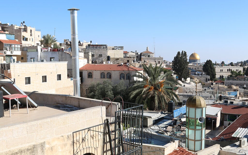 A view of the Old City's Muslim Quarter, with the Dome of the Rock in the background. (Shmuel Bar-Am)