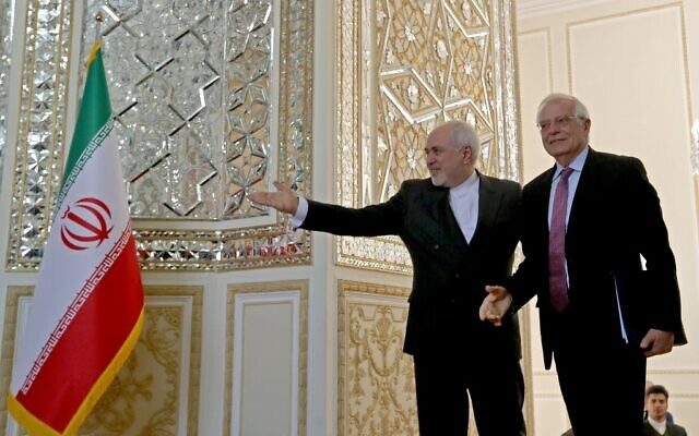 Iran's Foreign Minister Mohammad Javad Zarif (L) welcomes European Union High Representative for Foreign Affairs and Security Policy Josep Borrell in the capital Tehran on February 3, 2020 . (Photo by ATTA KENARE / AFP) Iran's Foreign Minister Mohammad Javad Zarif (L) welcomes European Union High Representative for Foreign Affairs and Security Policy Josep Borrell in the capital Tehran on February 3, 2020 . (Photo by ATTA KENARE / AFP)
