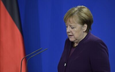 German Chancellor Angela Merkel gives a statement on February 20, 2020, at the Chancellery in Berlin (Tobias SCHWARZ / AFP)