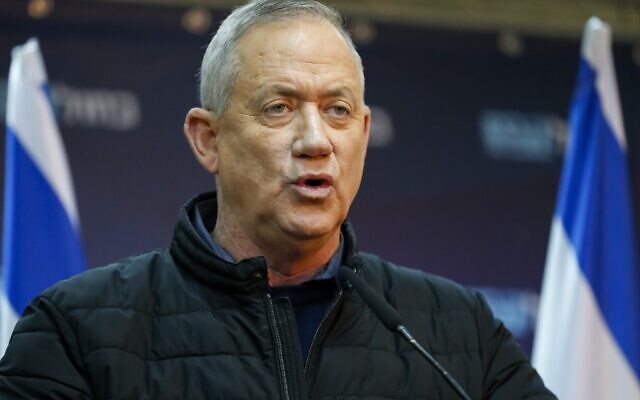 Leader of Israel's Blue and White electoral alliance Benny Gantz speaks during a press conference in the southern Israeli town of Sderot on the border with Gaza on February 24, 2020. (Jack GUEZ / AFP) Leader of Israel's Blue and White electoral alliance Benny Gantz speaks during a press conference in the southern Israeli town of Sderot on the border with Gaza on February 24, 2020. (Jack GUEZ / AFP)