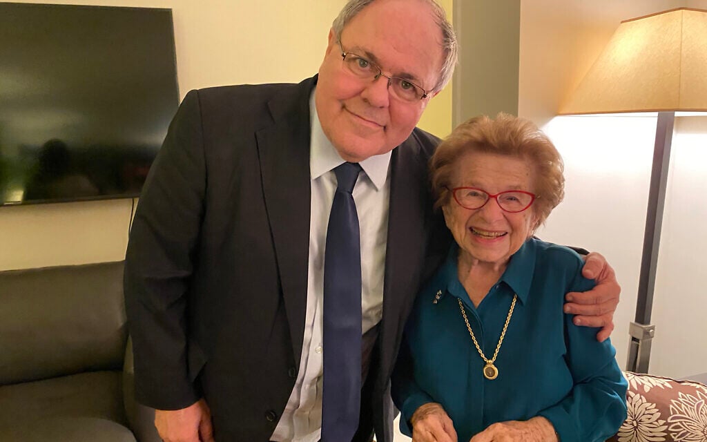 Israeli Consul General Dani Dayan, left, with Dr. Ruth Westheimer at a 'Valentine's Day' event for Israeli and Diaspora Jewry at the home of the consul general in New York. (Alexi Rosenfeld)