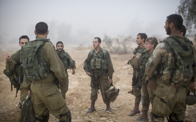 Illustrative. Soldiers of the Bardales Battalion listen to their commander during a training exercise in southern Israel, on July 13, 2016. (Hadas Parush/Flash90) Illustrative. Soldiers of the Bardales Battalion listen to their commander during a training exercise in southern Israel, on July 13, 2016. (Hadas Parush/Flash90)