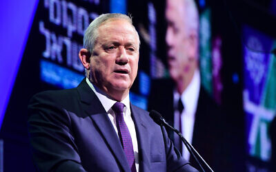 Blue and White party leader Benny Gantz during a conference in Tel Aviv on February February 20, 2020. (Avshalom Sassoni/Flash90)