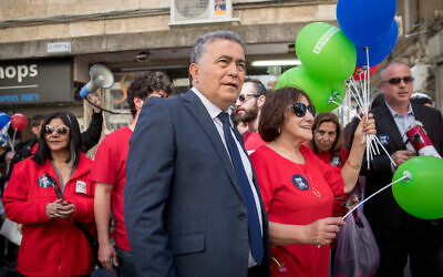 Labour-Gesher-Meretz leader Amir Peretz in Jerusalem on February 28, 2020. (Yonatan Sindel/Flash90)