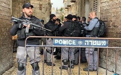 Police at the scene of an attempted stabbing attack in Jerusalem's Old City on February 22, 2019. (Israel Police)